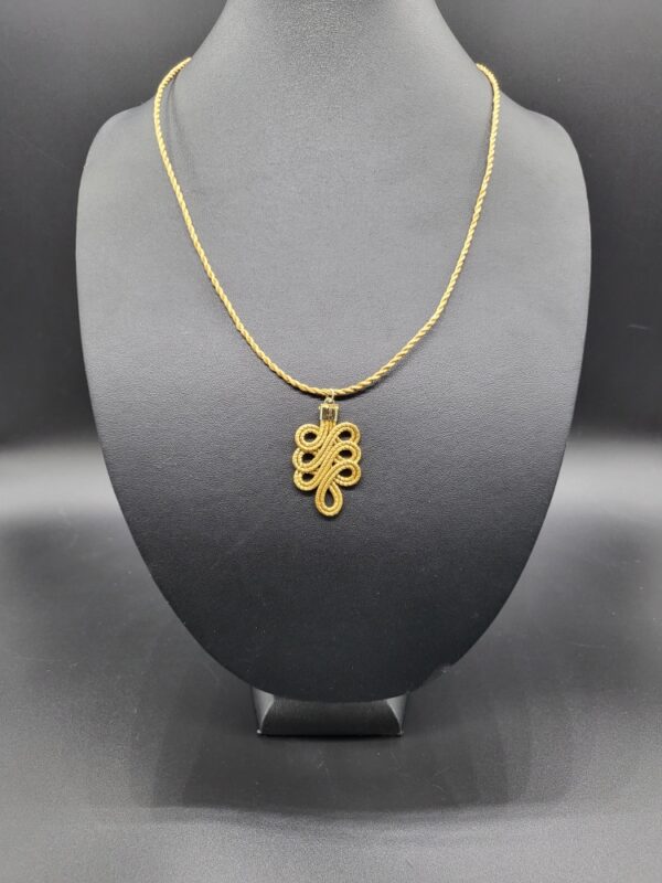 Collana Capim Dourado Aurea